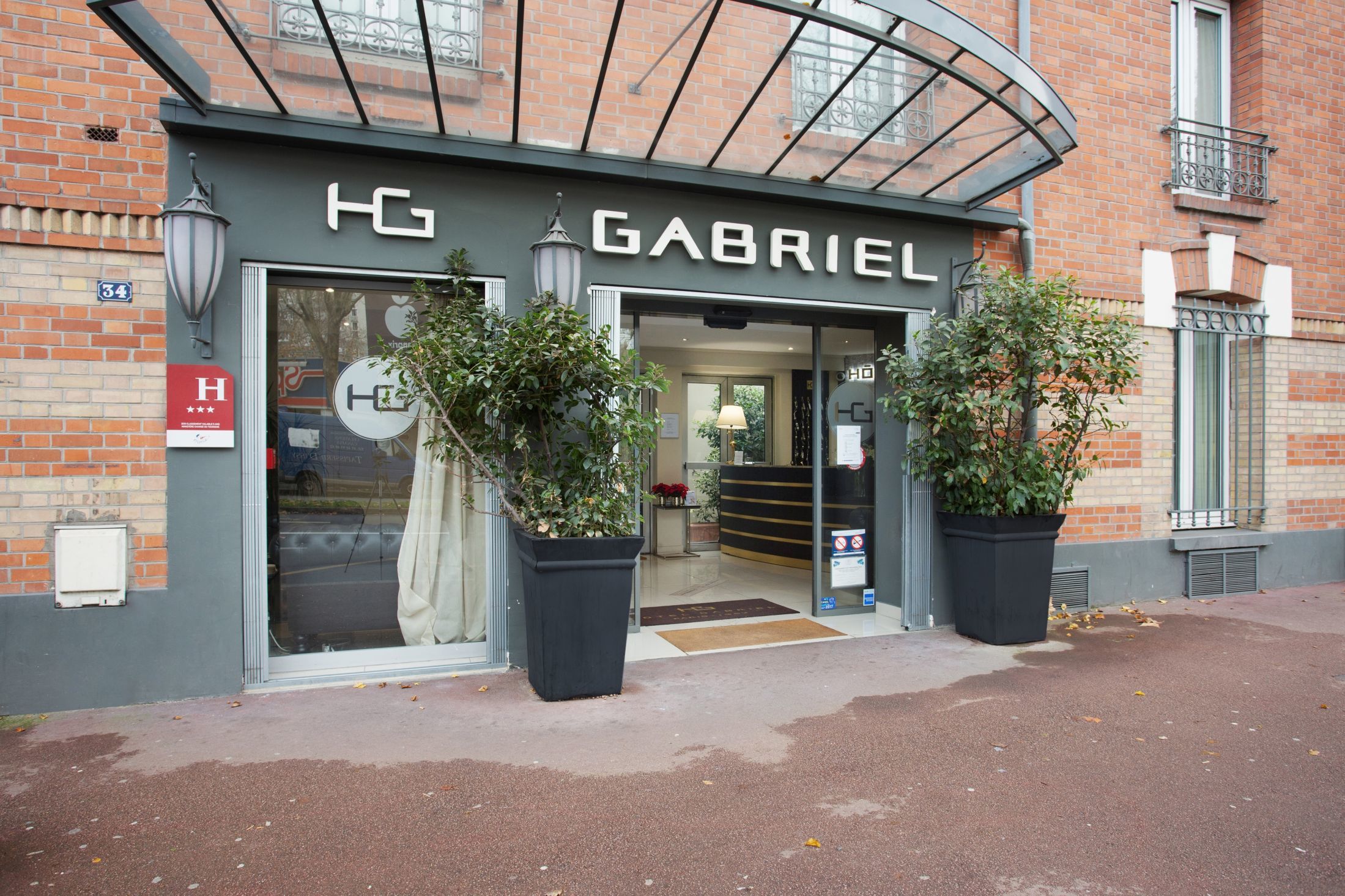 Hotel Gabriel Paris Issy - Exterior